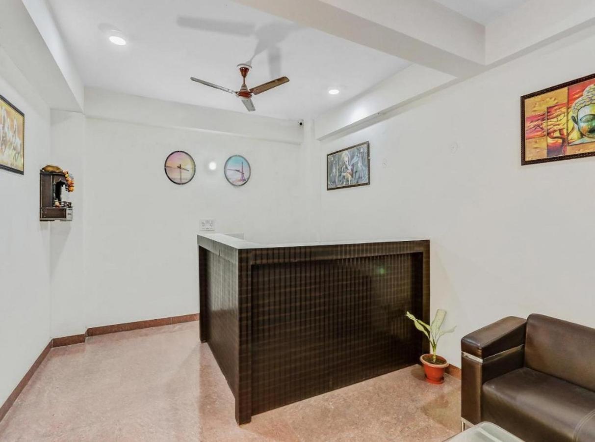 Hotel Noida Continental At Noida City Center Экстерьер фото